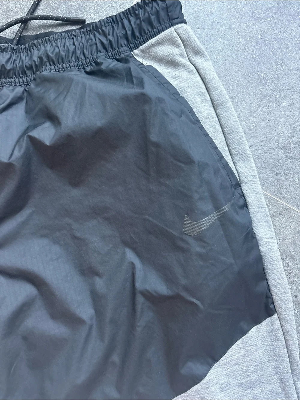 Men's Grey & Black Athletic Jogger Pants